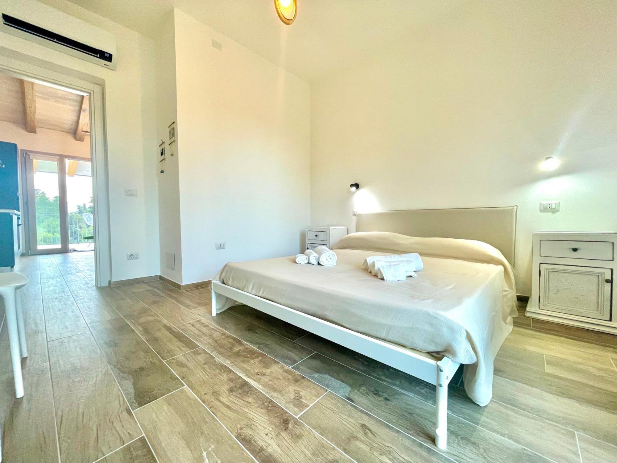 Le Corti Sarde Beach Apartments Бари Сардо Екстериор снимка